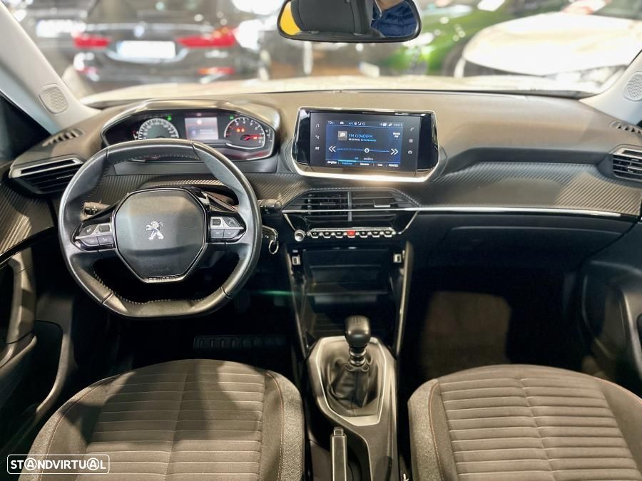 Peugeot 2008 1.2 PureTech Active Pack - 26