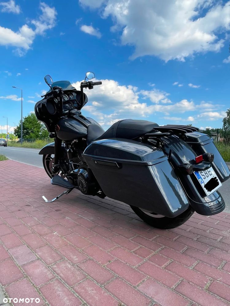 Harley-Davidson Touring Street Glide - 13