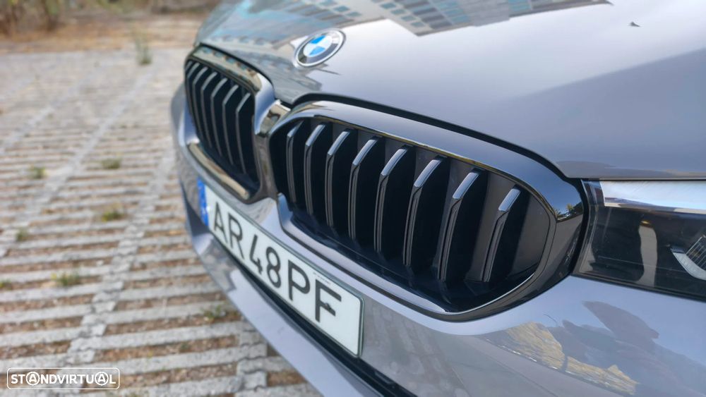 BMW 520 d Pack Desportivo M Auto - 11