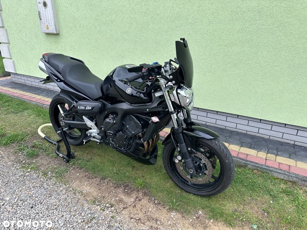 Yamaha FZ6 - 3