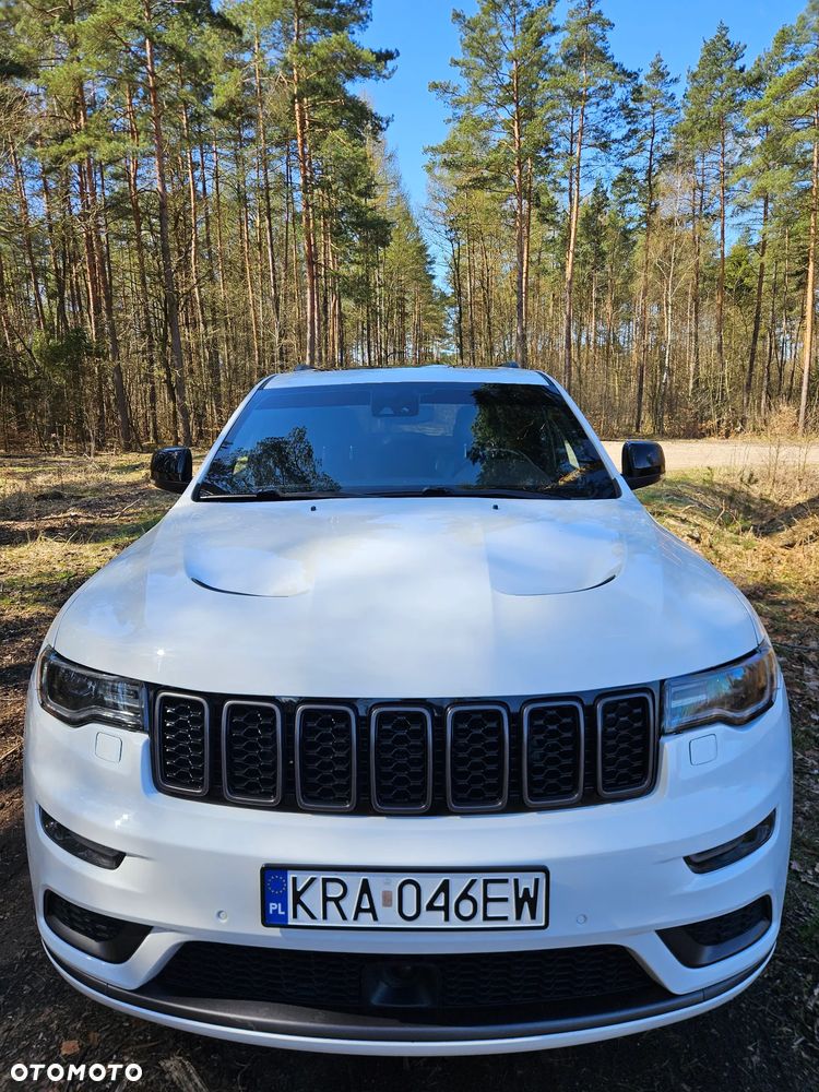 Jeep Grand Cherokee - 11