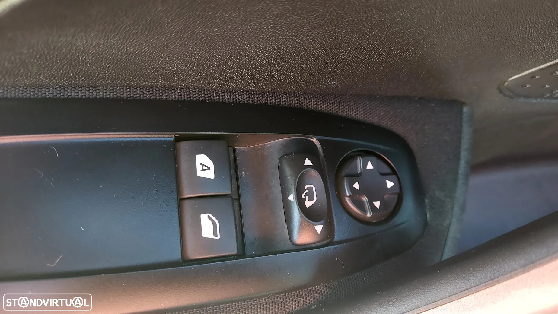 Peugeot 2008 PureTech 82 Style - 19