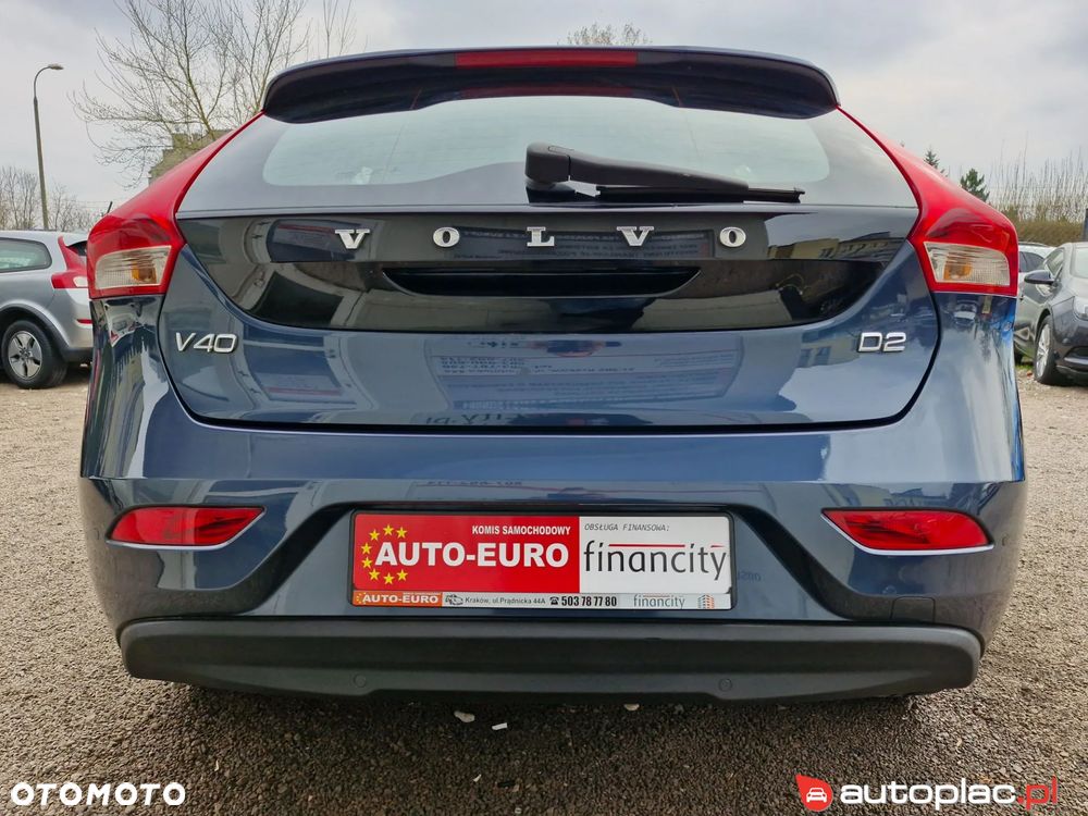 Volvo V40 D2 Momentum - 4