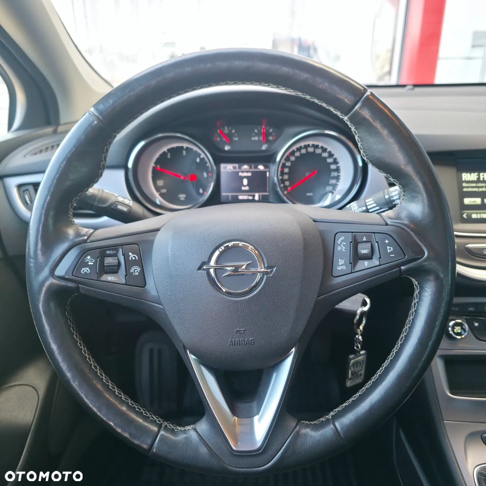 Opel Astra - 17