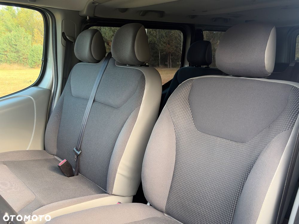 Opel Vivaro L2H1 2.9t - 24