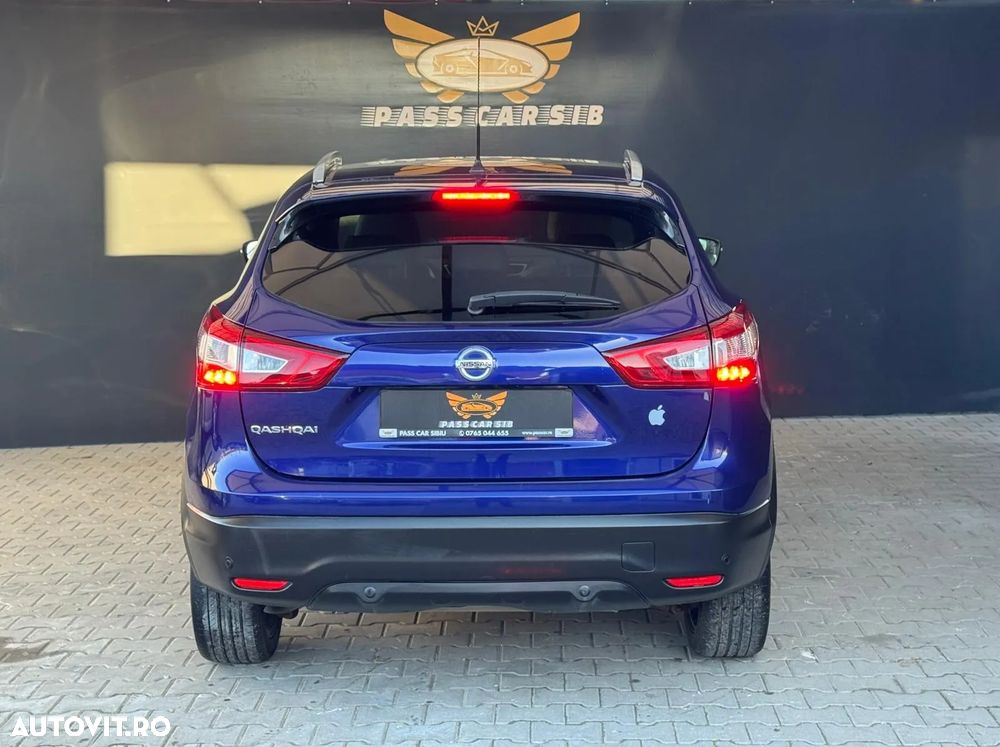 Nissan Qashqai 1.6 DCI ALL-MODE 4x4i TEKNA+ - 3