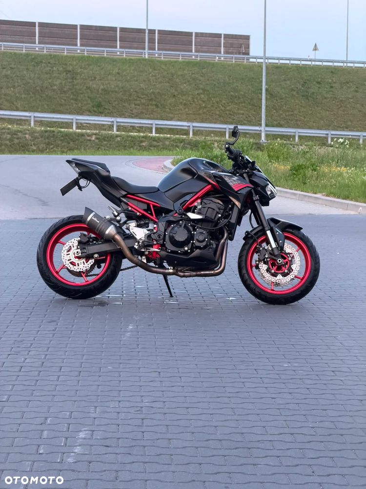 Kawasaki Z 900 - 5