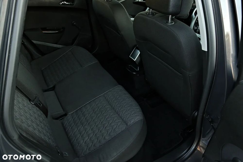 Opel Astra 1.7 CDTI DPF Cosmo - 33