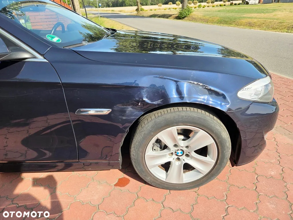 BMW Seria 5 525d xDrive Touring - 7