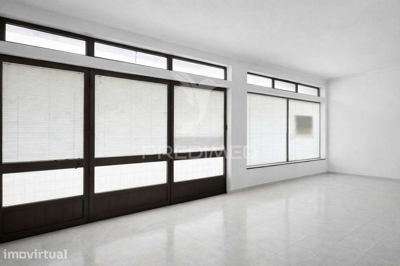 Loja ampla com 150m2 | Av. Irmã Lucia de Jesus - Grande imagem: 2/10