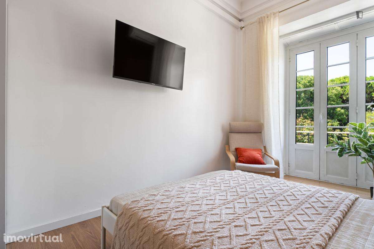 Quarto - localizado em Marquês de Pombal Lisbon - Grande imagem: 2/25