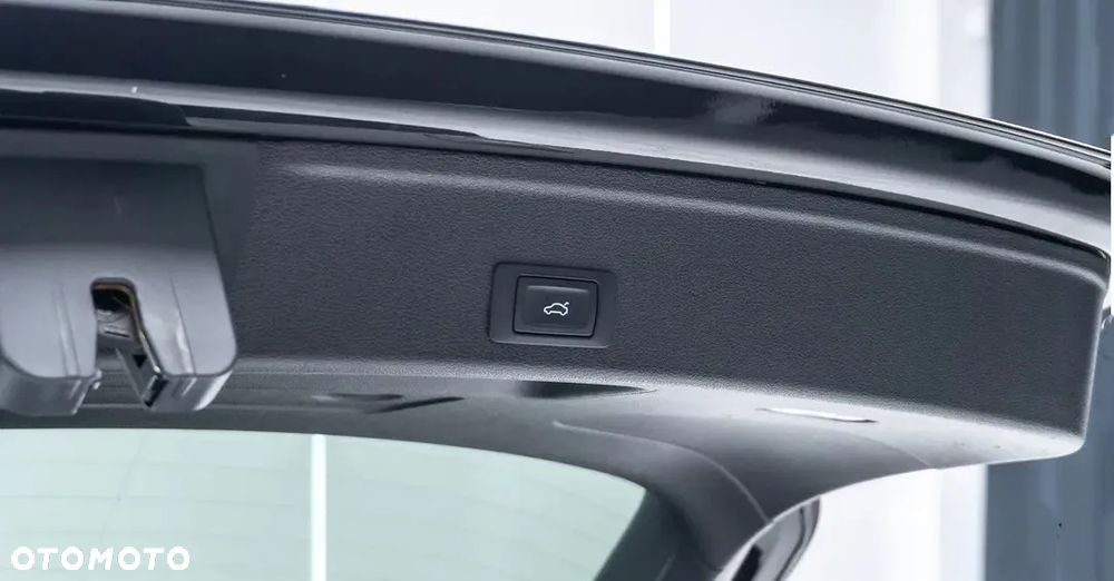 Audi A4 Avant 2.0 TDI S tronic quattro - 5