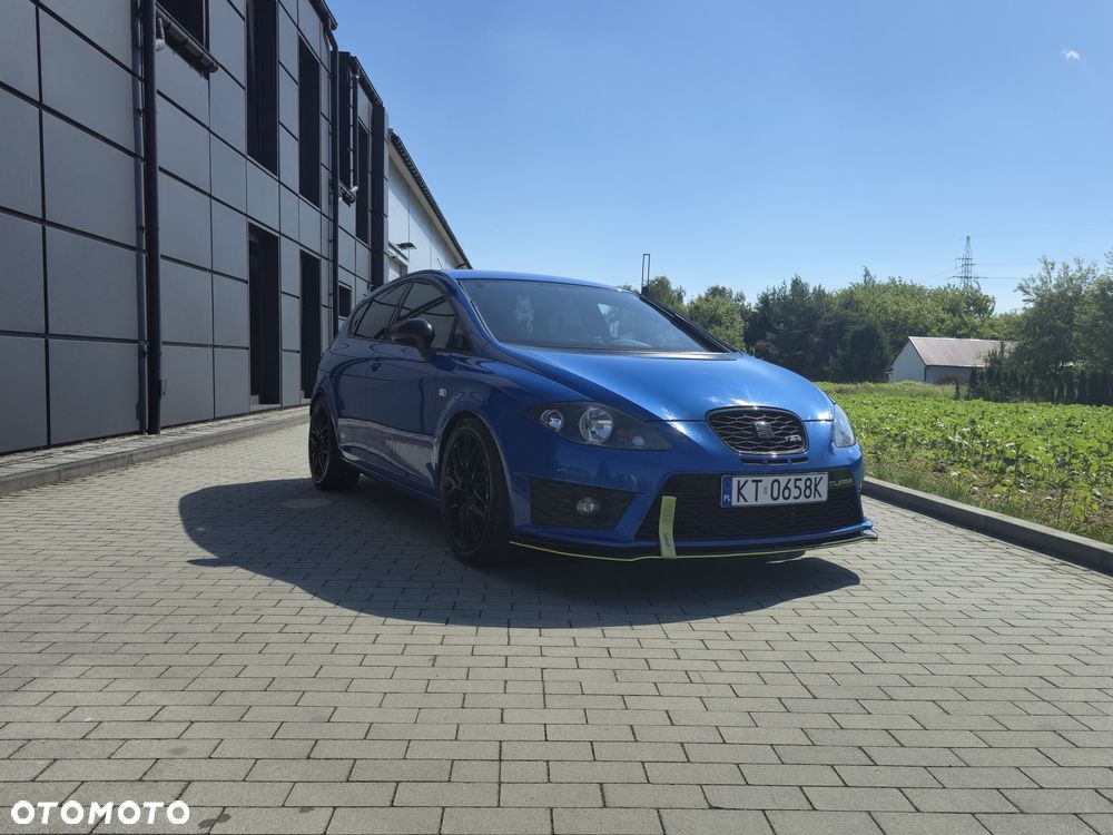 Seat Leon 2.0 T FSI Cupra R - 2
