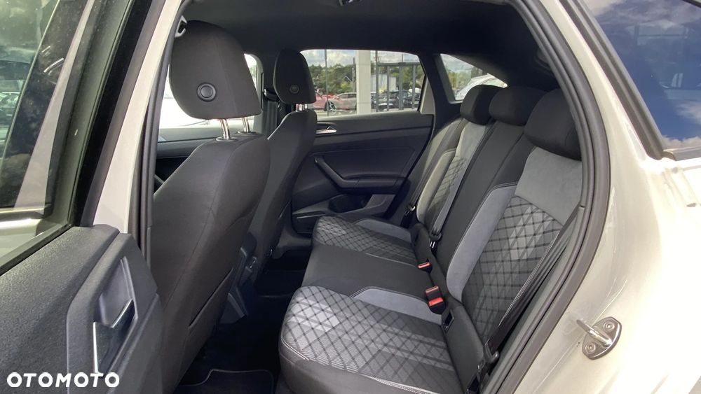 Volkswagen Taigo 1.0 TSI R-Line Plus DSG - 22