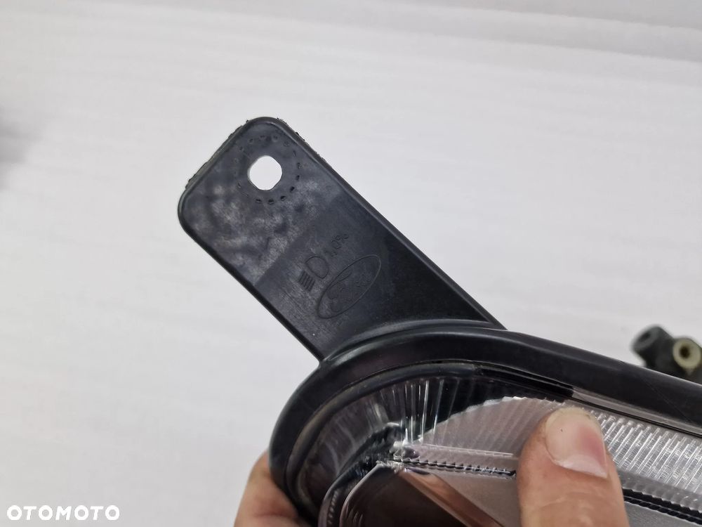 FORD FIESTA MK8 17-  PRAWA LAMPA PRZEDNIA PRZÓD , NR H1BB-13W029-AE , NR AUKCJI LA621 - 7