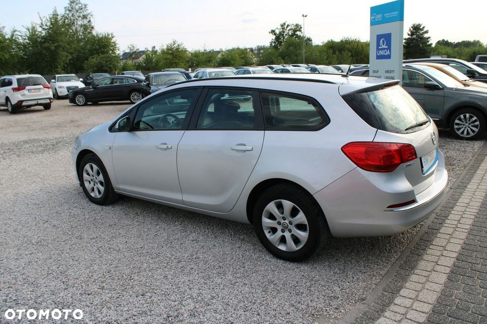 Opel Astra - 9