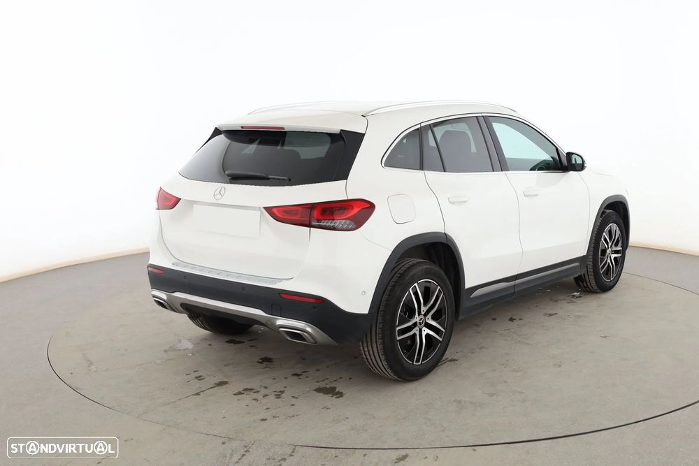 Mercedes-Benz GLA 250 e 8G-DCT Progressive - 2
