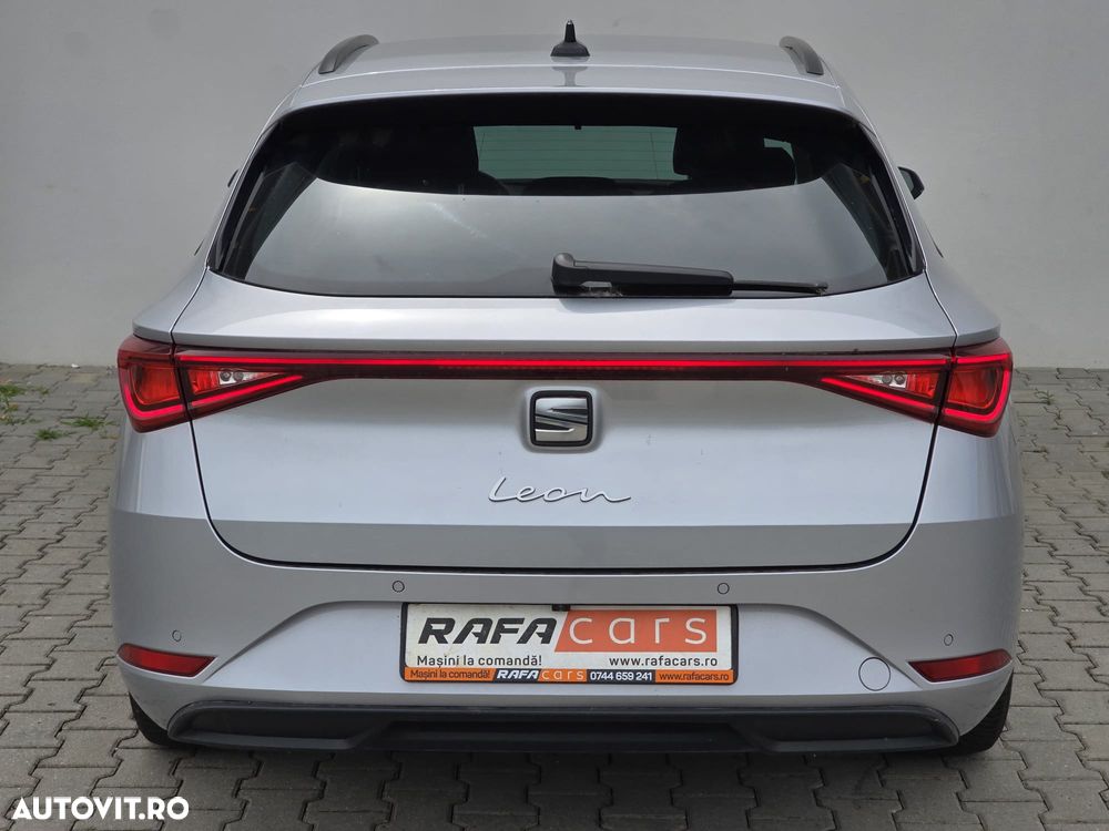 Seat Leon 2.0 TDI DSG7 Style - 4