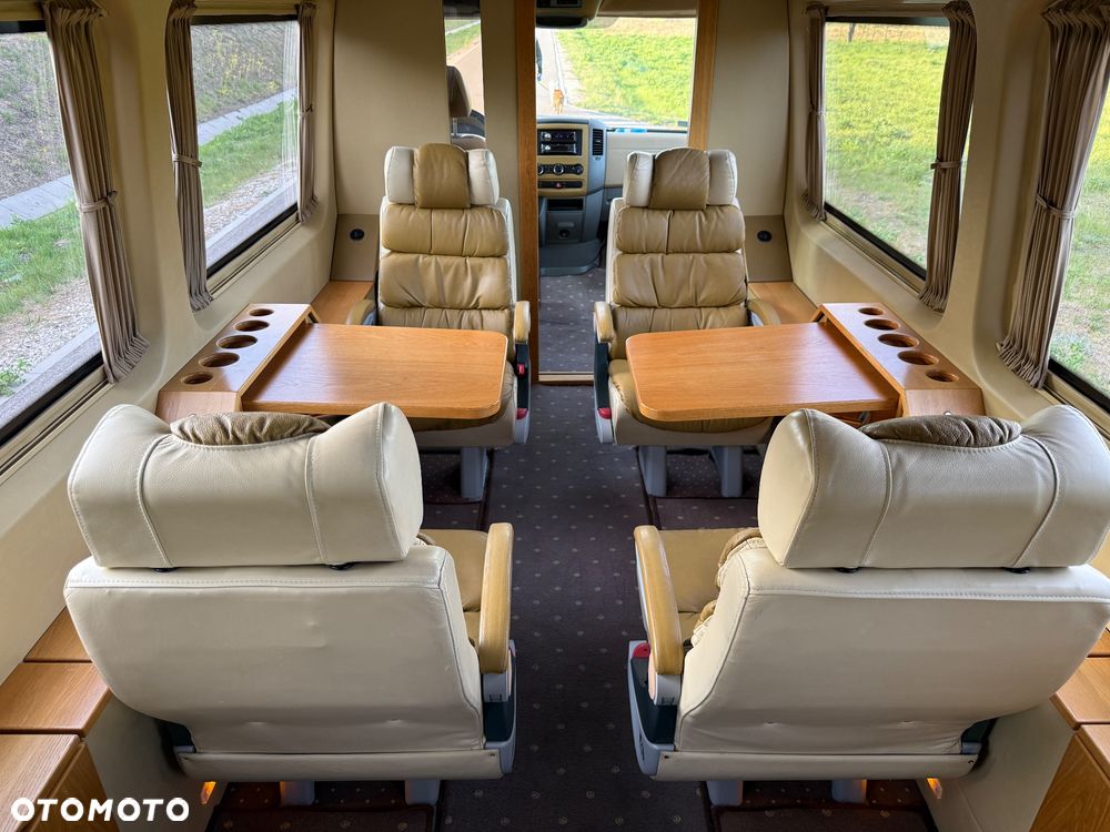 Mercedes-Benz Sprinter - 21