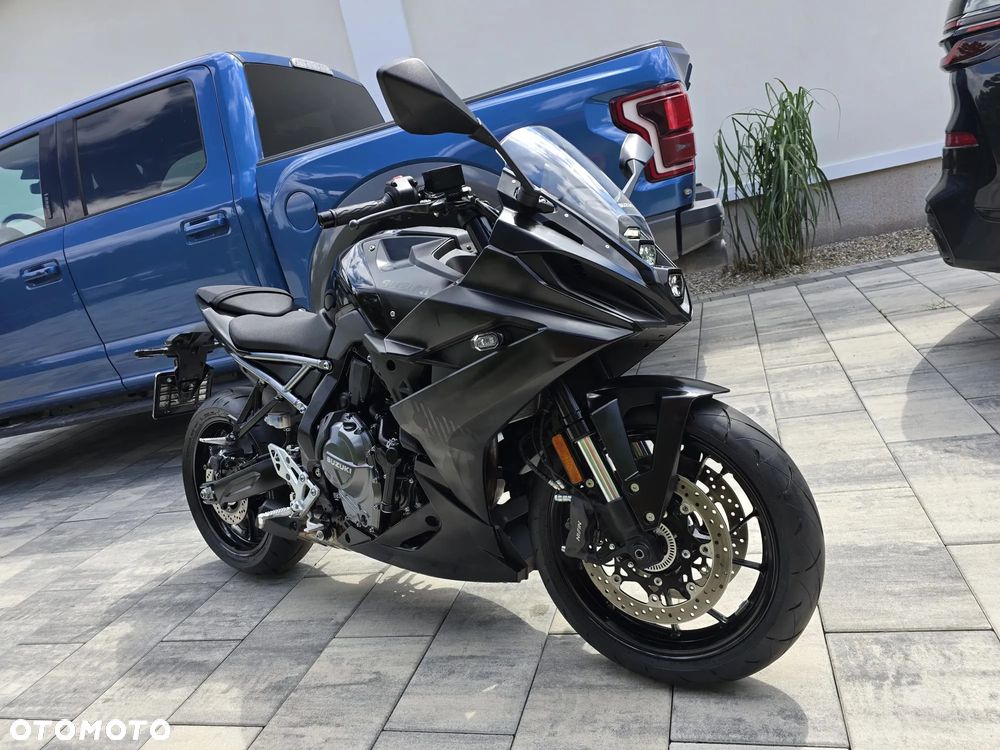 Suzuki GSX-R - 13
