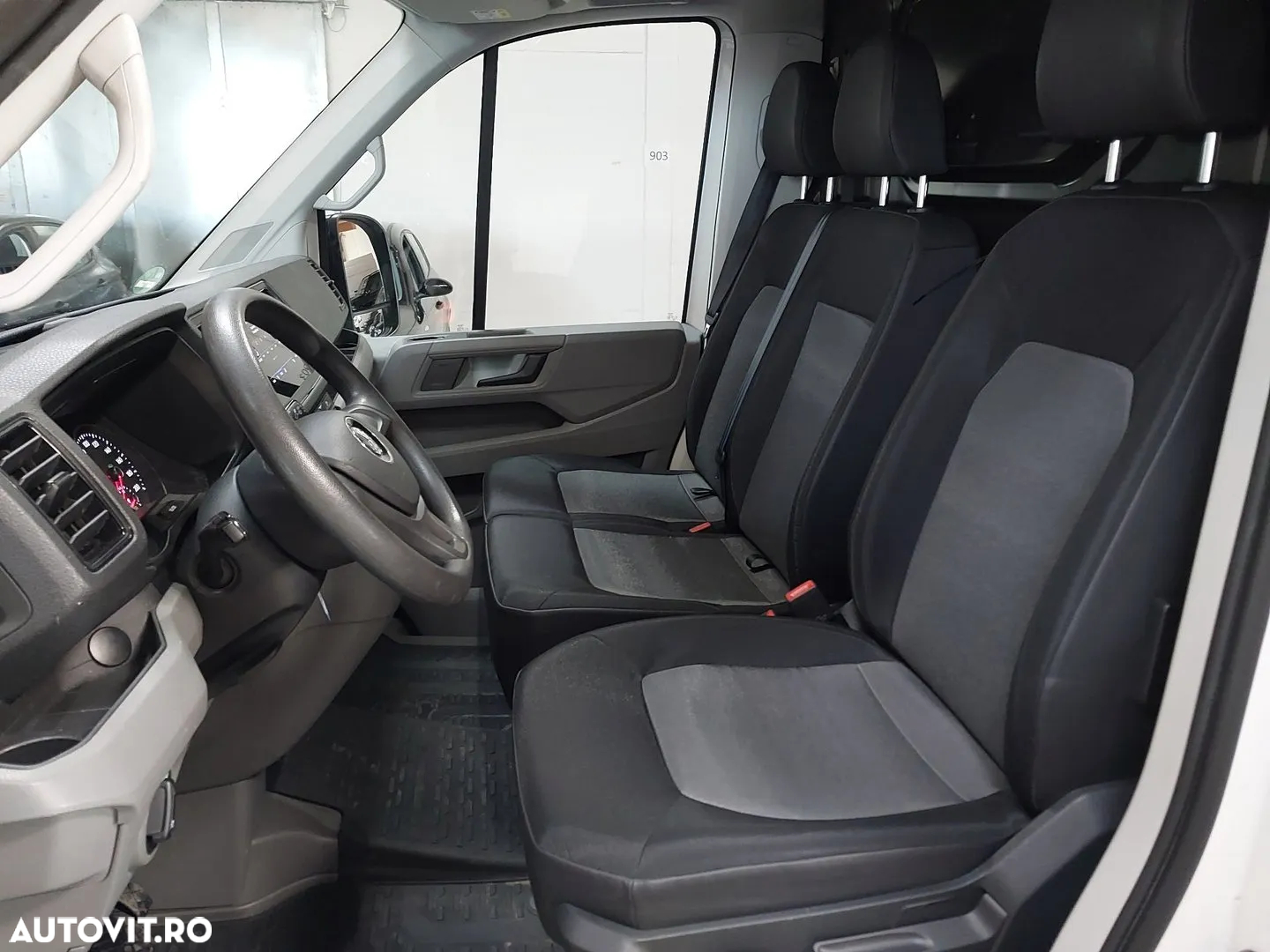 Volkswagen Crafter - 10