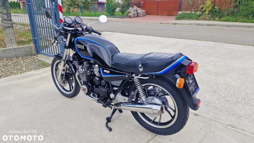 Yamaha XJ - 22