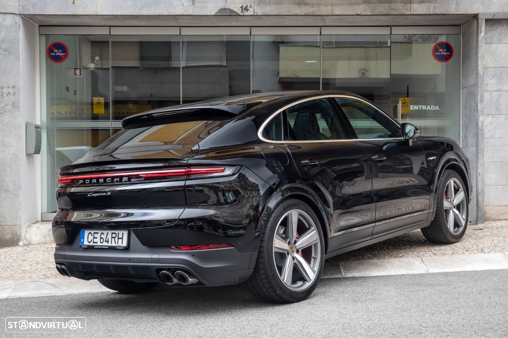 Porsche Cayenne Coupé S E-Hybrid - 44