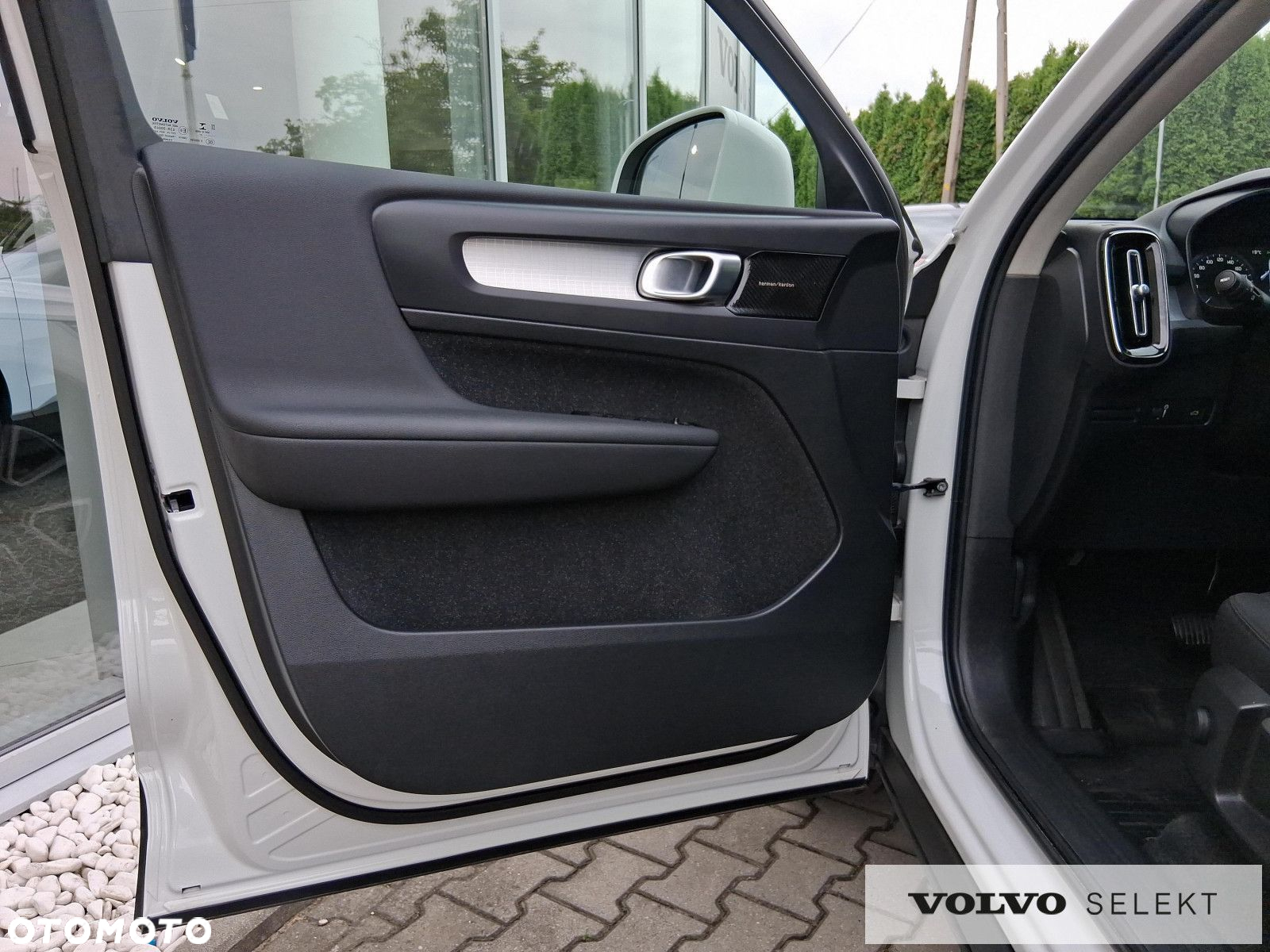 Volvo XC 40 - 23