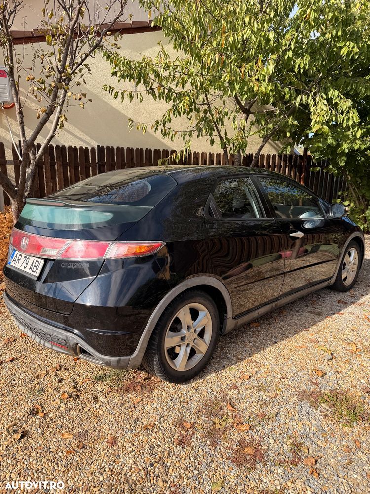 Honda Civic 2.2i-CTDi Comfort - 4