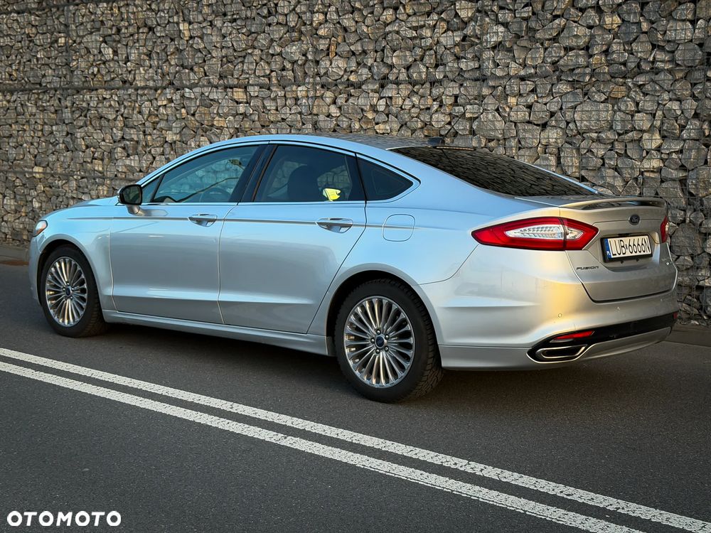 Ford Fusion - 11