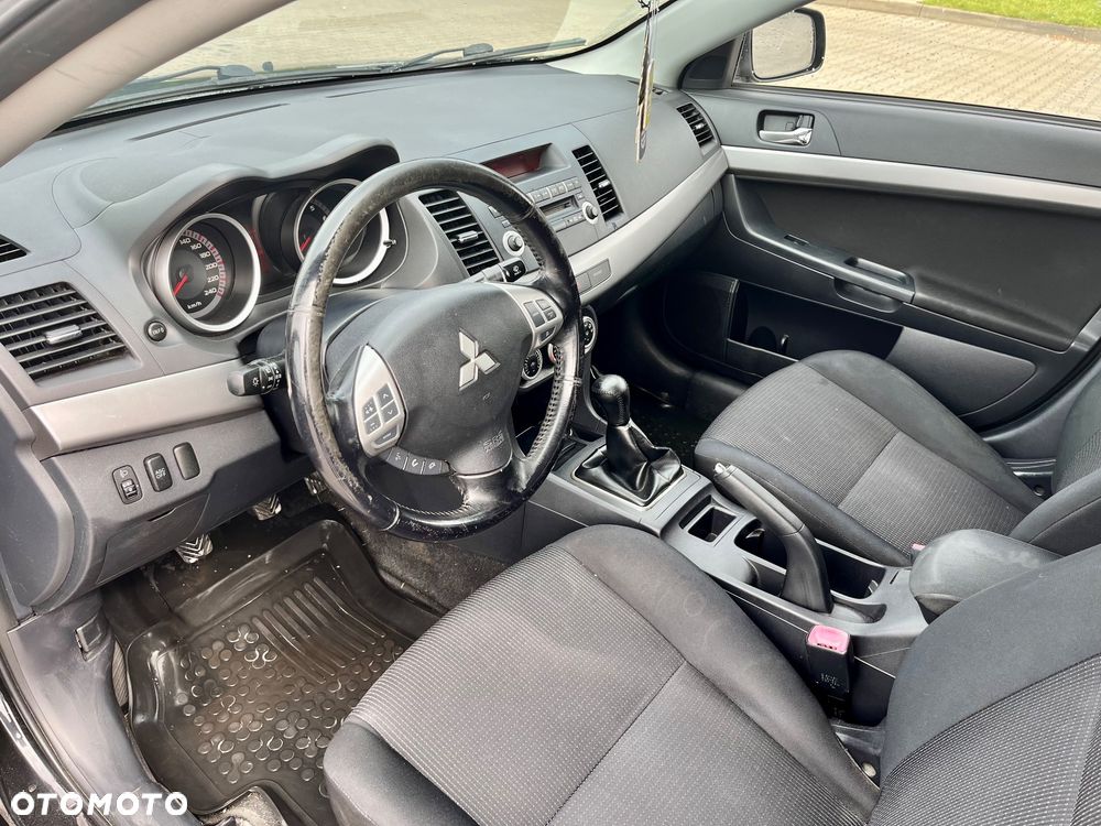 Mitsubishi Lancer 1.8 Inform - 11