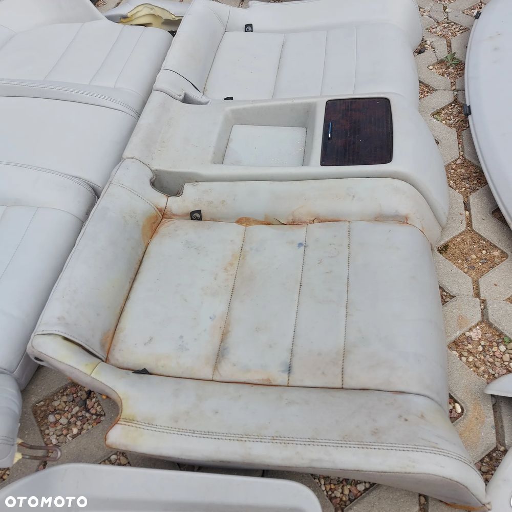 WNETRZE KOMPLETNE FOTELE KANAPA MERCEDES E W207 COUPE ORYGINAL DEMONTAZ BOCZKI DYWANY OSLONY PODLOKIETNIK - 4