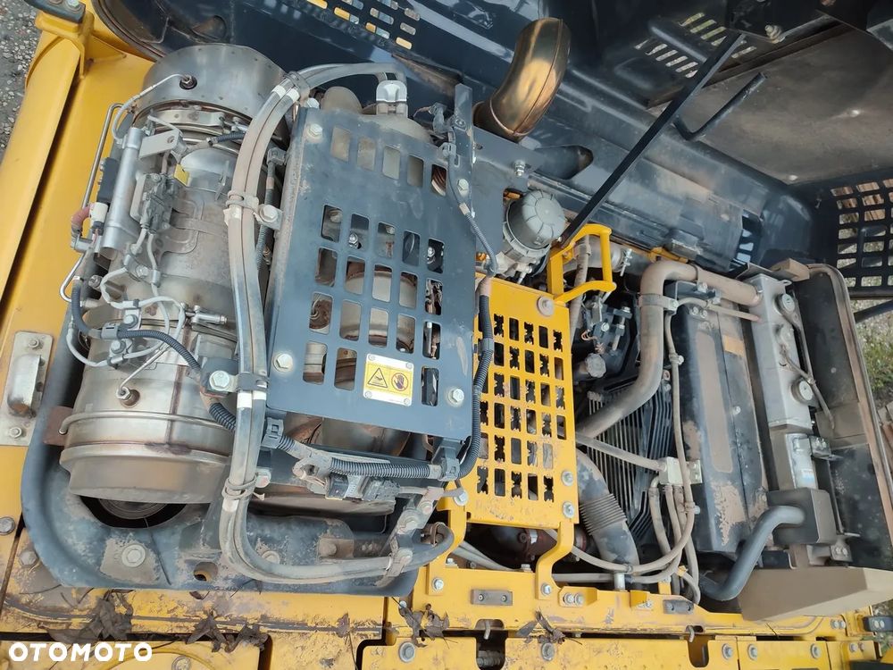 Komatsu PC 210 LC-11 - 20