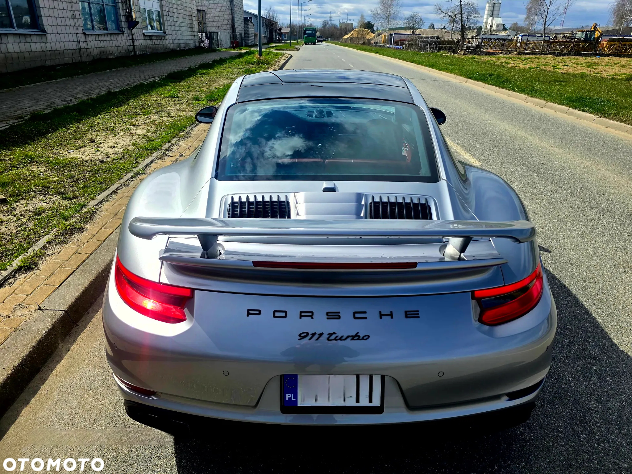 Porsche 911 Turbo - 11