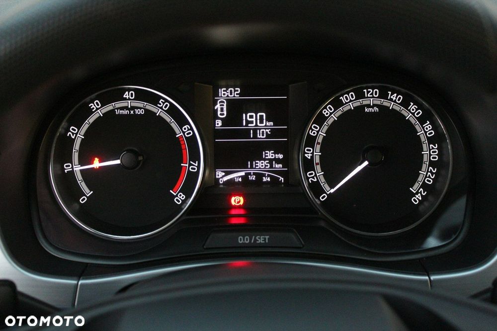 Skoda Fabia 1.0 TSI Ambition - 12