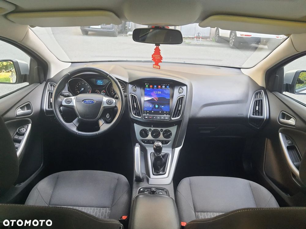 Ford Focus 1.0 EcoBoost Start-Stopp-System Champions Edition - 9