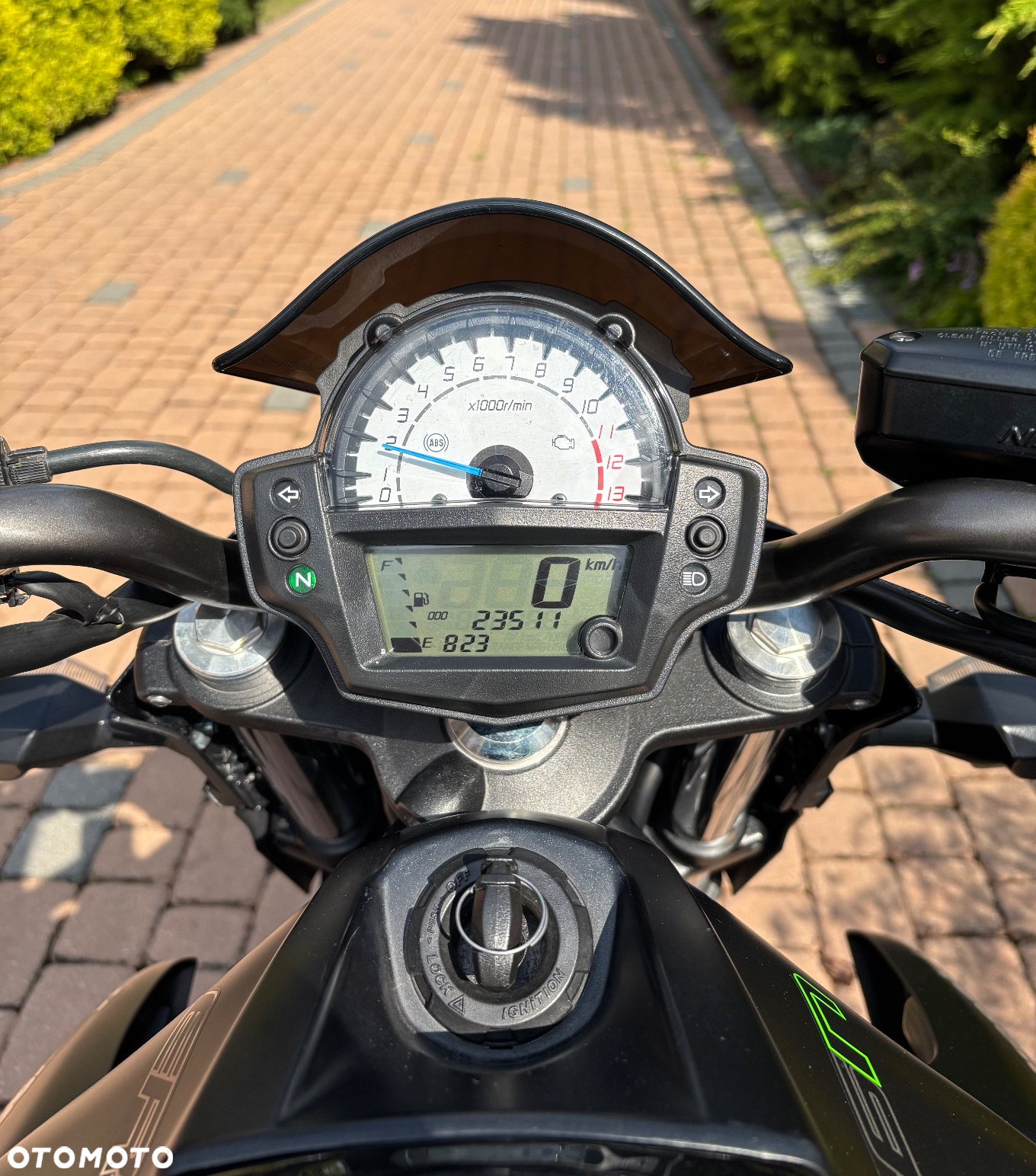 Kawasaki ER - 9