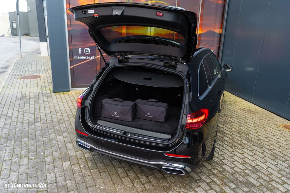 Mercedes-Benz C 300 e AMG Line - 32