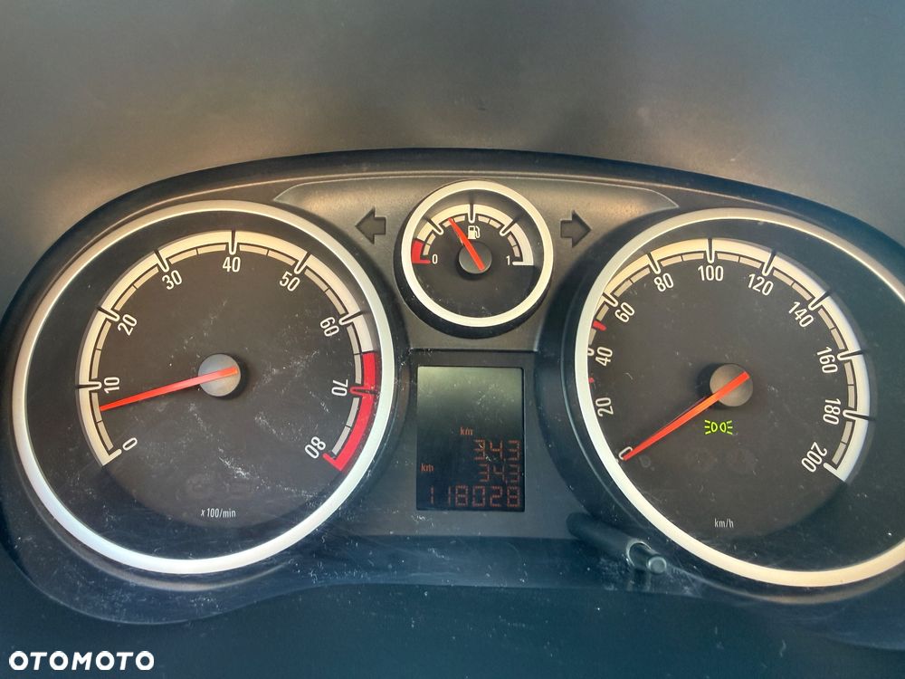 Opel Corsa - 7