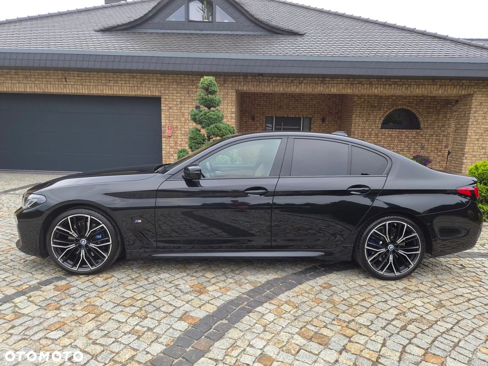 BMW Seria 5 530i xDrive mHEV M Sport sport - 7