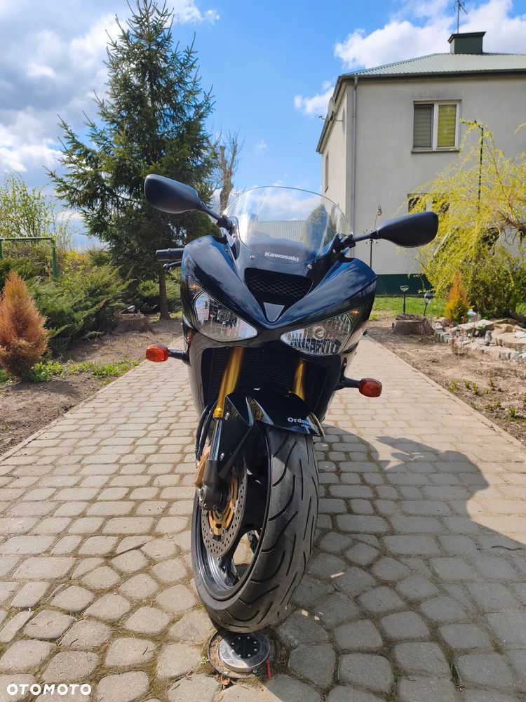 Kawasaki ZXR - 3