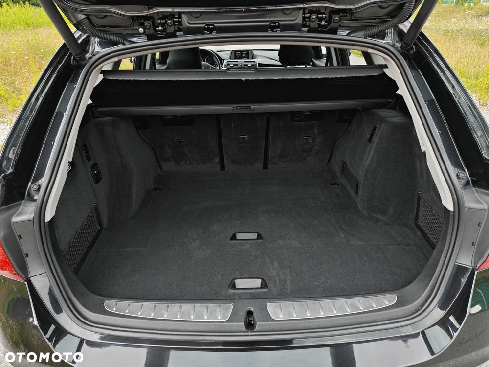 BMW Seria 3 320d Advantage - 32
