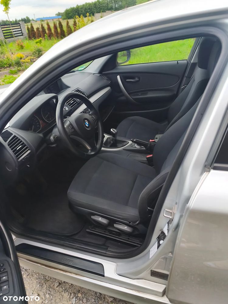 BMW Seria 1 - 29