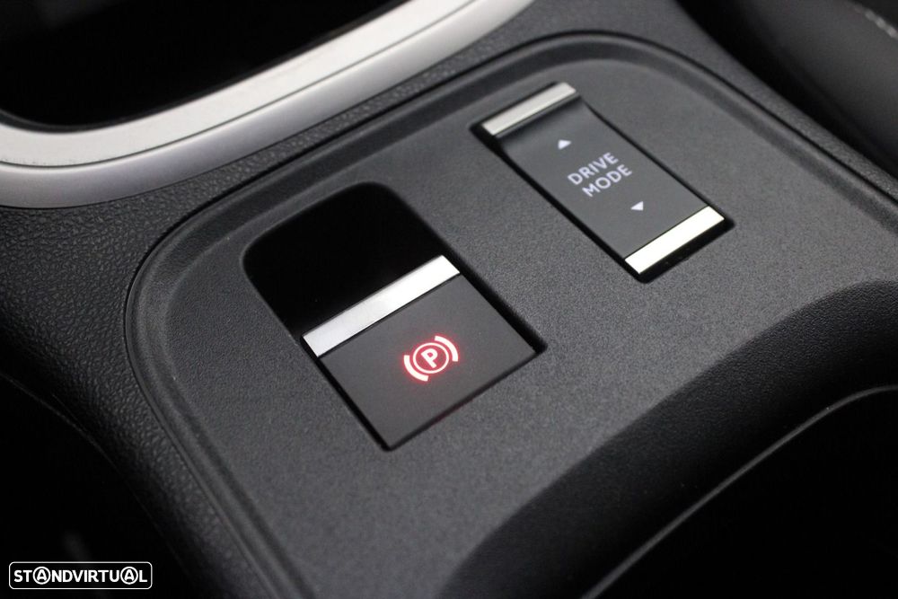 Jeep Avenger 54 kWh Summit - 25