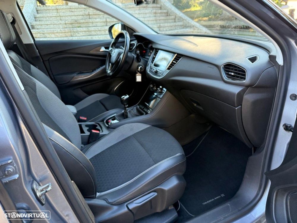 Opel Grandland X 1.5 CDTI Design & Tech - 13