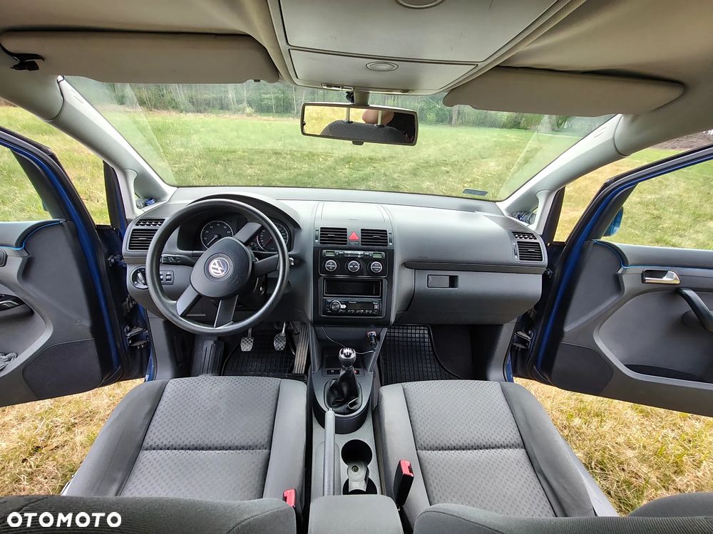 Volkswagen Touran 1.6 Basis - 8