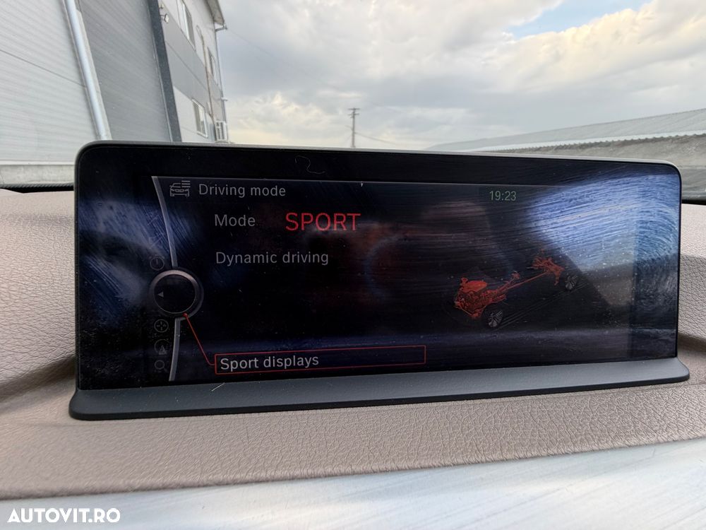 BMW Seria 3 320d DPF Aut. Edition Exclusive - 10