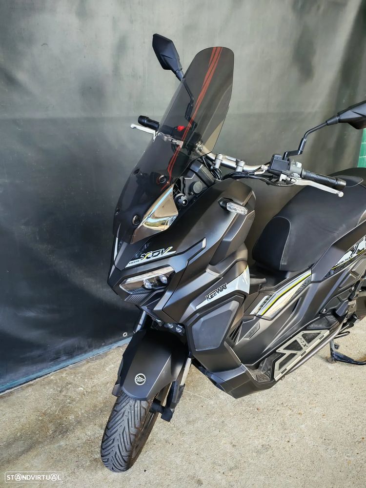 Keeway Vieste 300 XDV - 2