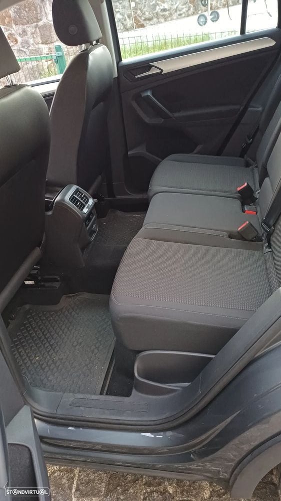 Volkswagen Tiguan 1.6 TDI Tech — fotografia 14