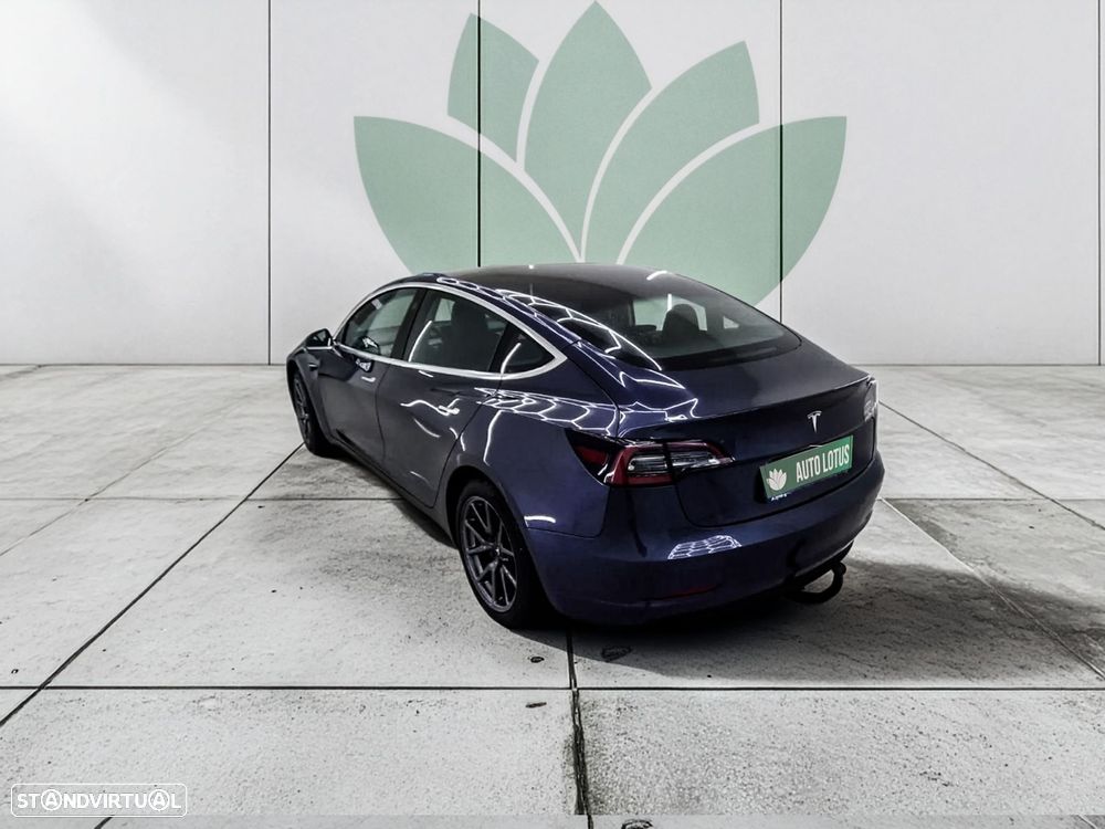 Tesla Model 3 - 2